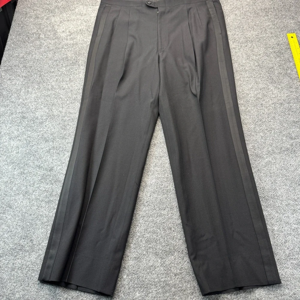 Cerruti 1881 Couture Men's 1-Button Tuxedo - 42L Jacket / 38x32 Pleated Pants Bl